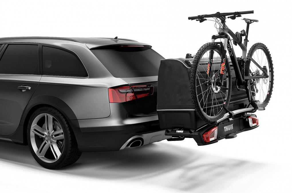 В сочетании с держателем рамы Thule BackSpace XT Bike Arm и переходником Thule VeloSpace XT позволяет перевозить один велосипед в дополнение к багажному боксу Thule BackSpace XT (аксессуары продаются отдельно)